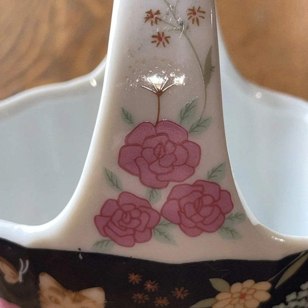 Vintage Ceramic Basket‎ Trinket Holder Decorated in Floral & Orange Tabby Cat